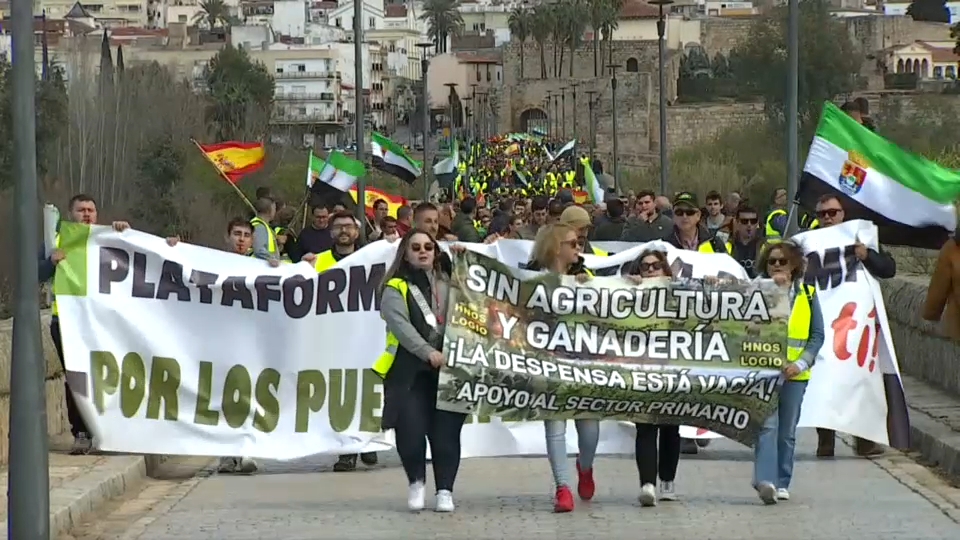 El campo se concentra de nuevo en Mérida para reclamar medidas de